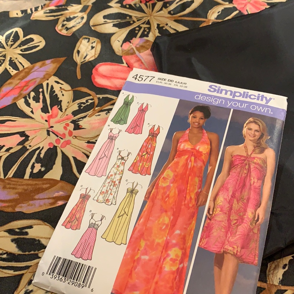 Fabric, Lining And Pattern - image 1